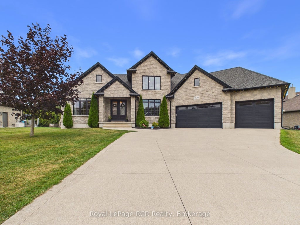 Photo of 906 Parkplace Place, Huron-Kinloss, ON N2Z 0C4 (MLS # X13725532)