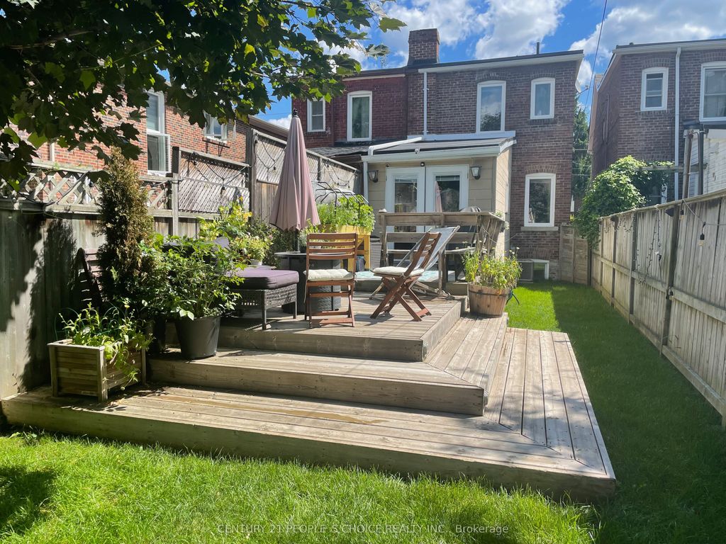 Photo of 552 Main Street, Toronto, ON M4C 4Y4 (MLS # E12349468)