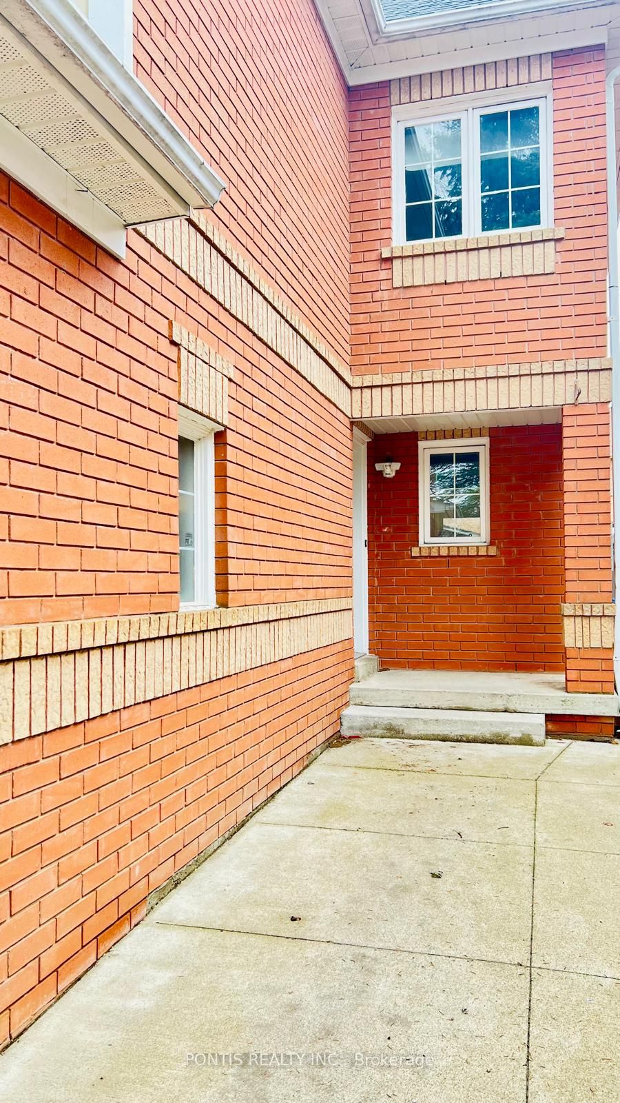 33 Clover Bloom Road
