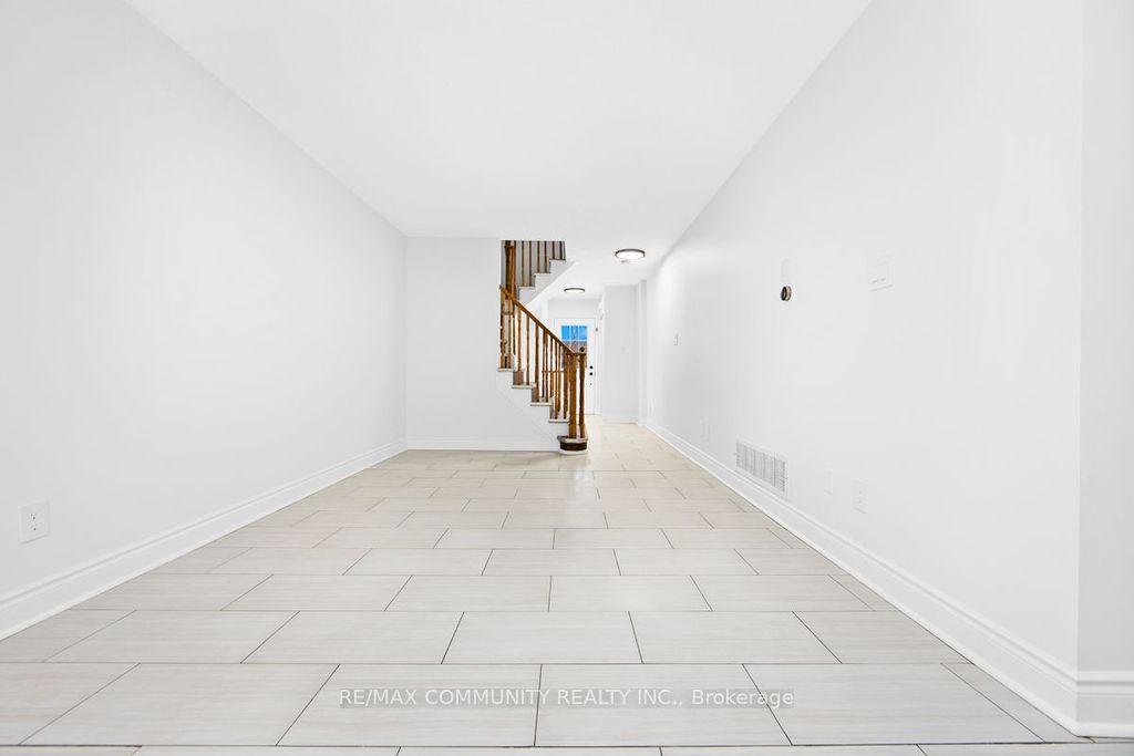 Photo of 1049 Kennedy Circle, Milton, ON L9T 5S5 (MLS # W12829302)