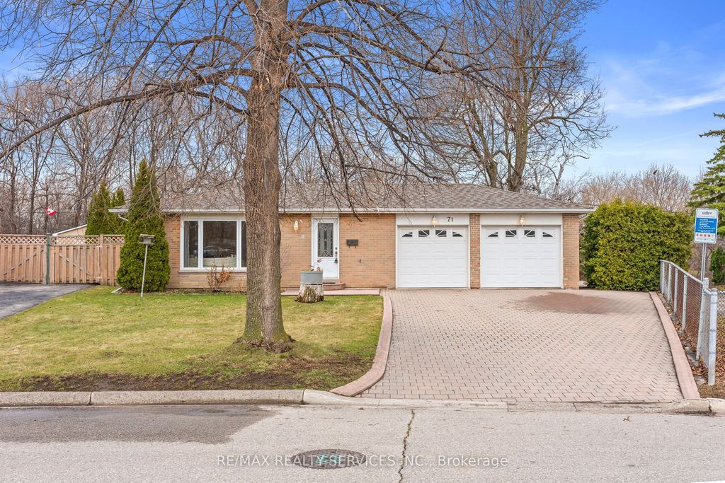 Photo of 71 Belmont Drive, Brampton, ON L6T 2K5 (MLS # W13165480)