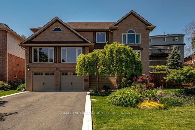 Photo of 38 Sundrop Court, Hamilton, ON L9K 1G5 (MLS # X13242876)