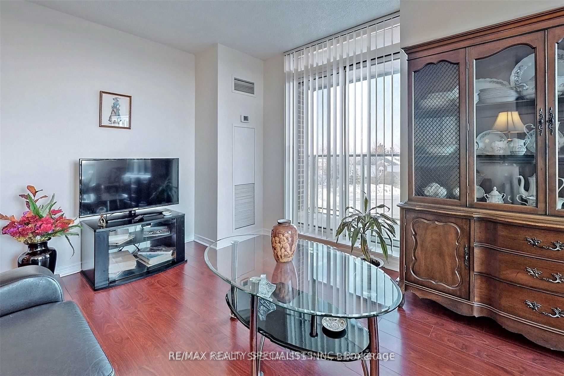 4889 Kimbermount Avenue 308