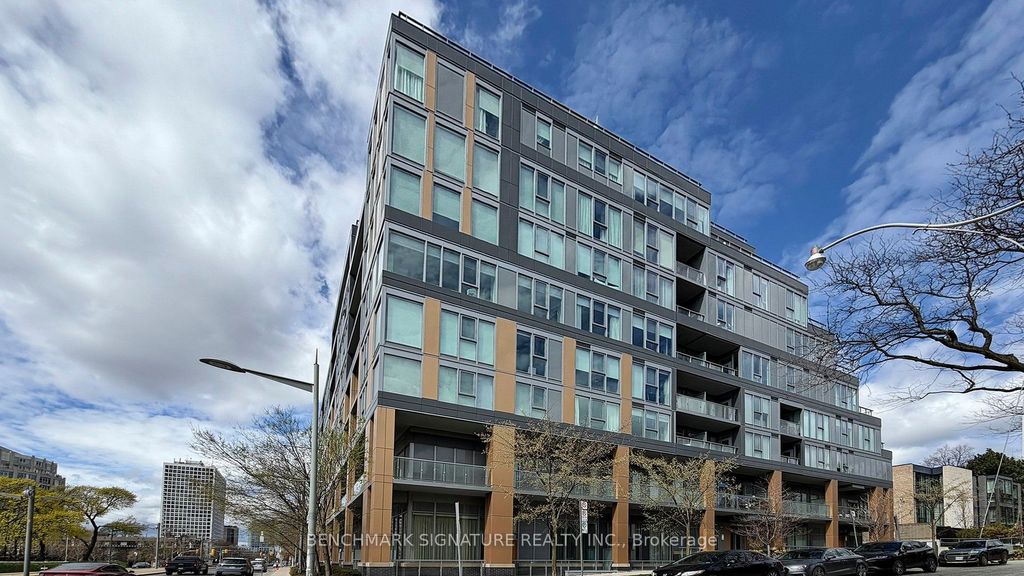 Photo of 6 Parkwood Avenue #Th106, Toronto, ON M4V 0A3 (MLS # C13079806)