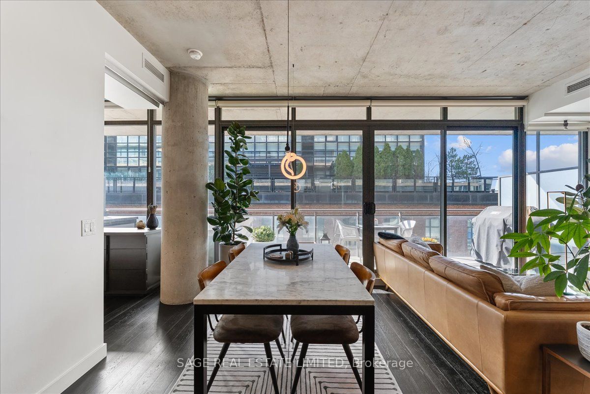 90 Broadview Avenue 608