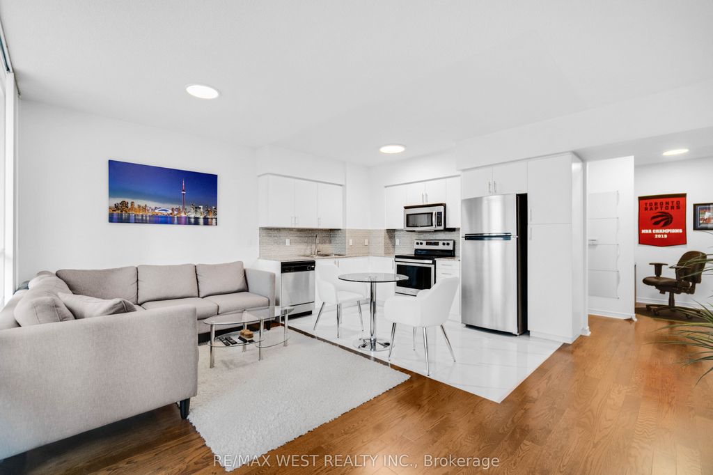 Photo of 2240 Lake Shore Boulevard W #505, Toronto, ON M8V 0B1 (MLS # W13104406)