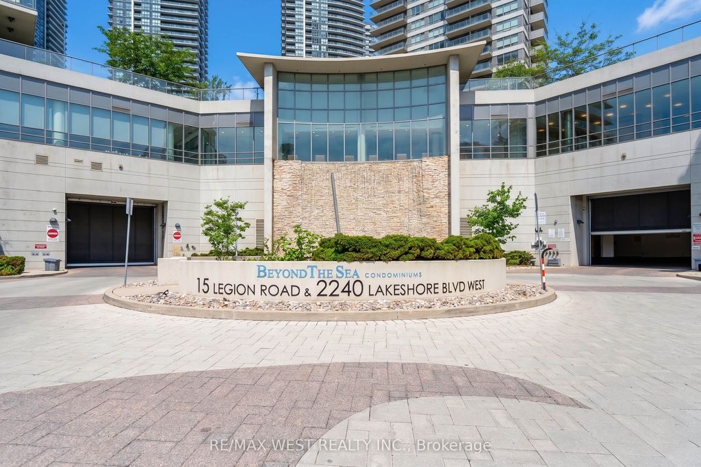 Photo of 2240 Lake Shore Boulevard W #505, Toronto, ON M8V 0B1 (MLS # W13104406)