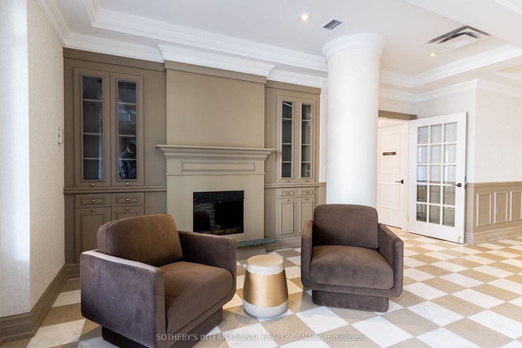 Photo of 10 Old Mill Trail #PH08, Toronto, ON M8X 2Y9 (MLS # W13055340)