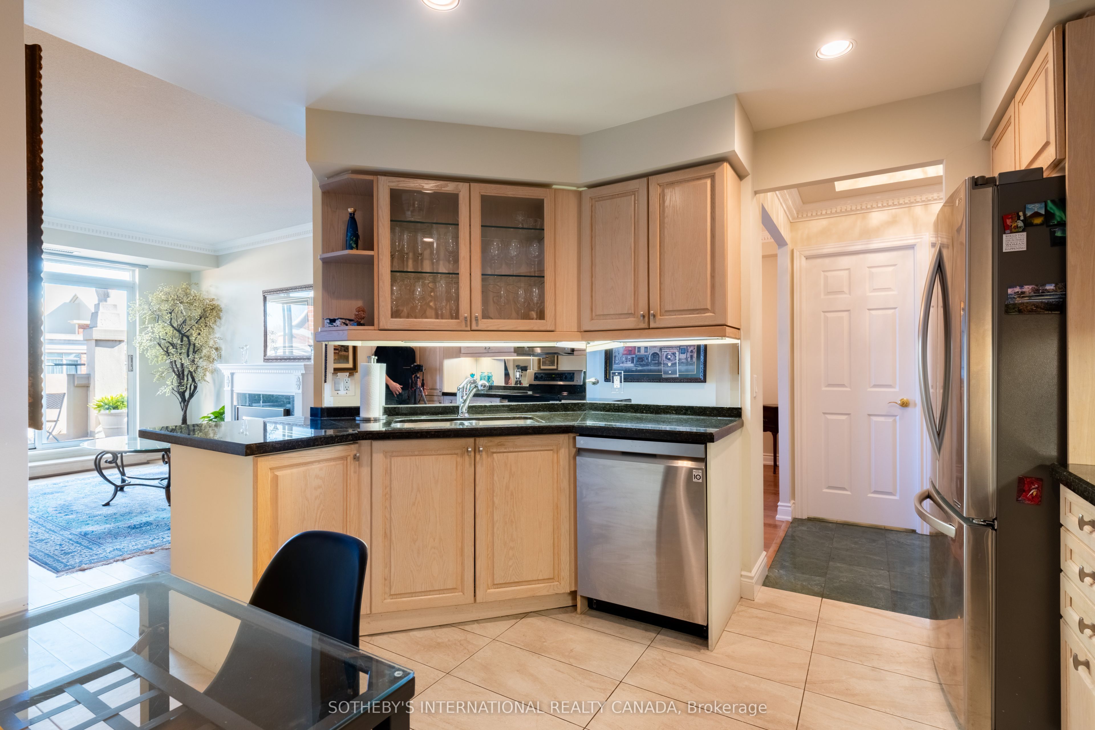 10 Old Mill Trail PH08