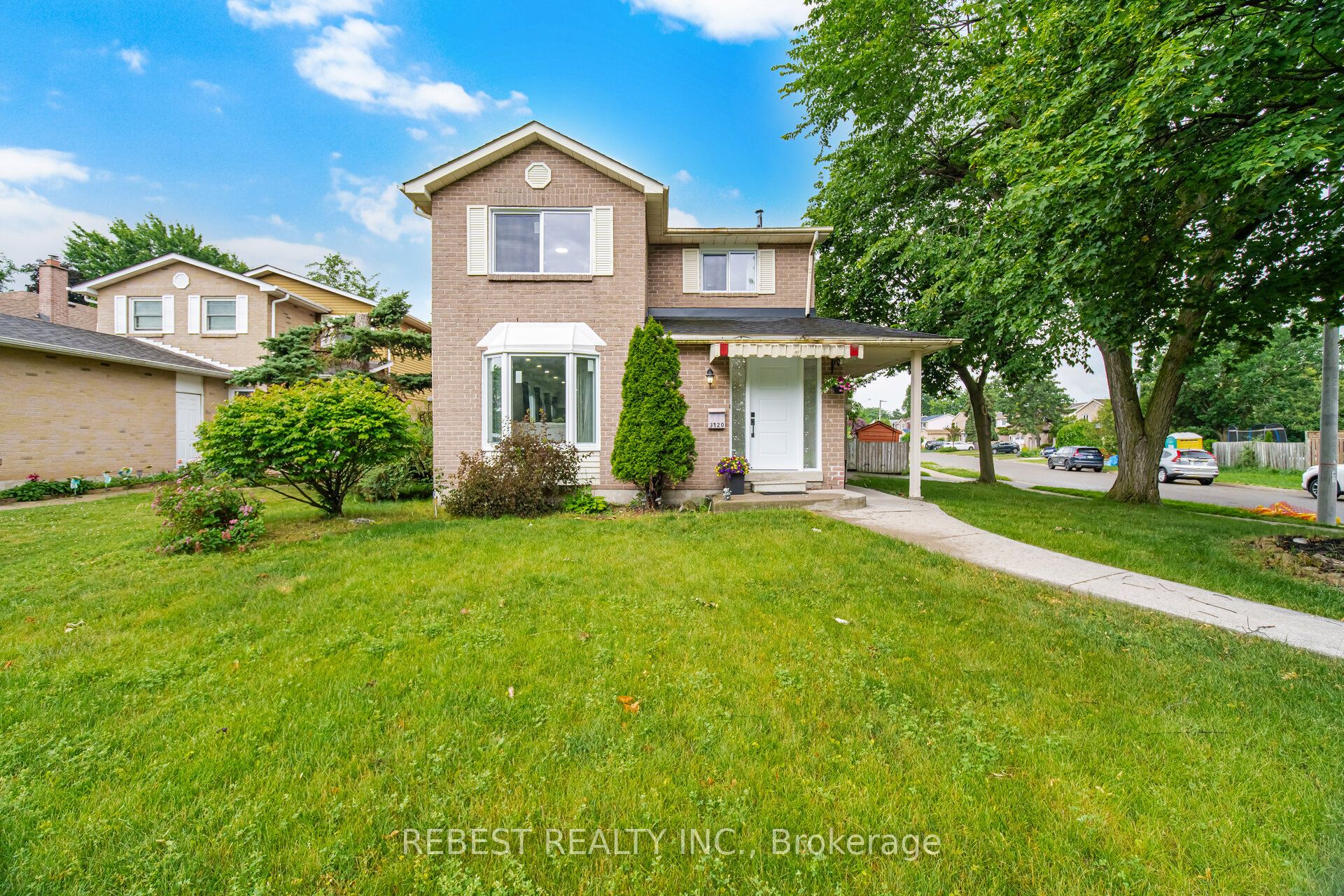 3120 Mccarron Crescent
