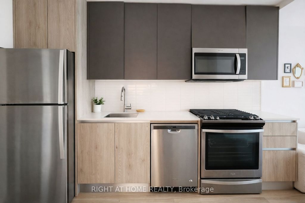 Photo of 2A Church Street #2108, Toronto, ON M5E 0E1 (MLS # C13028294)