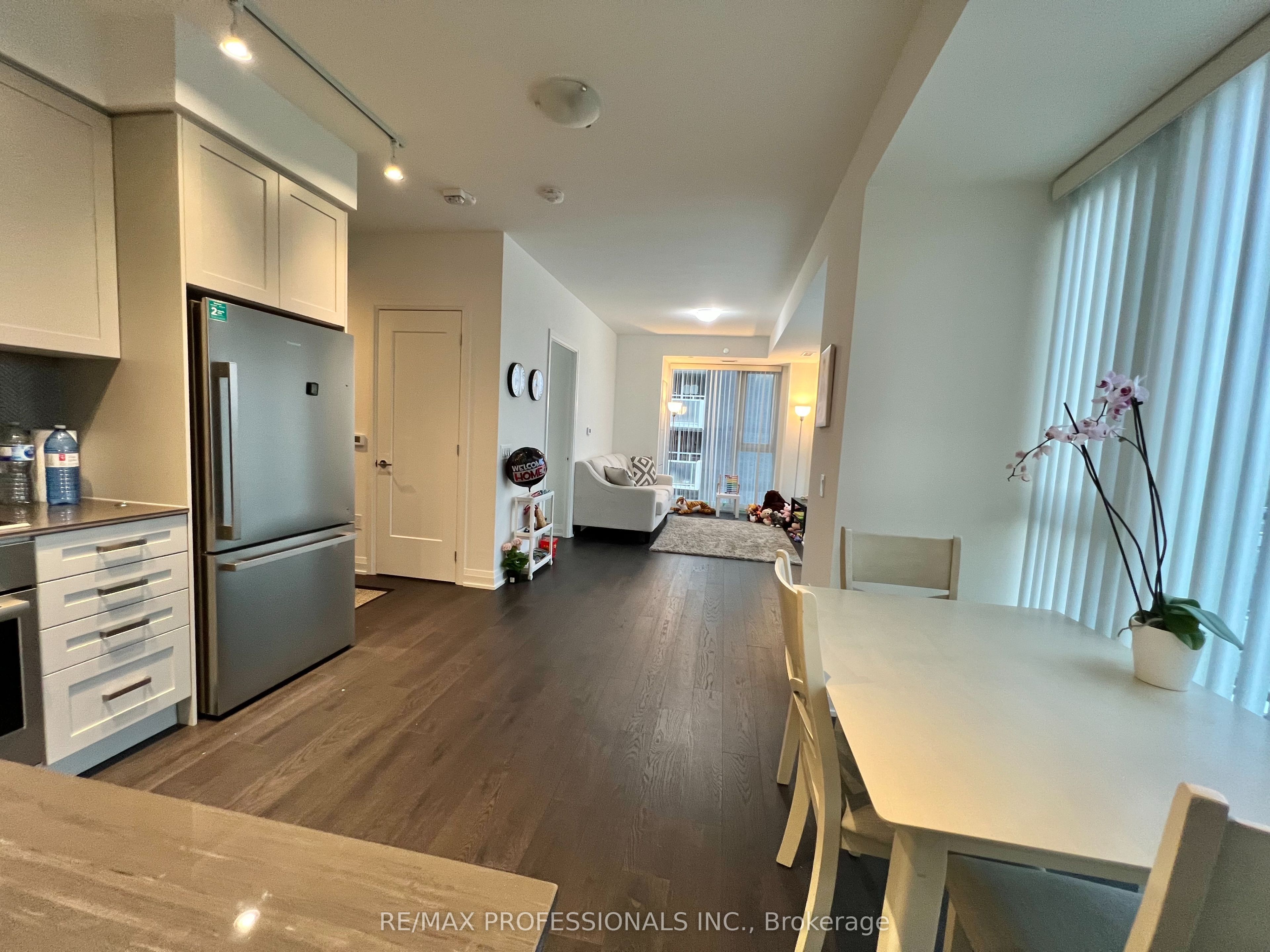 293 The Kingsway N/A 802