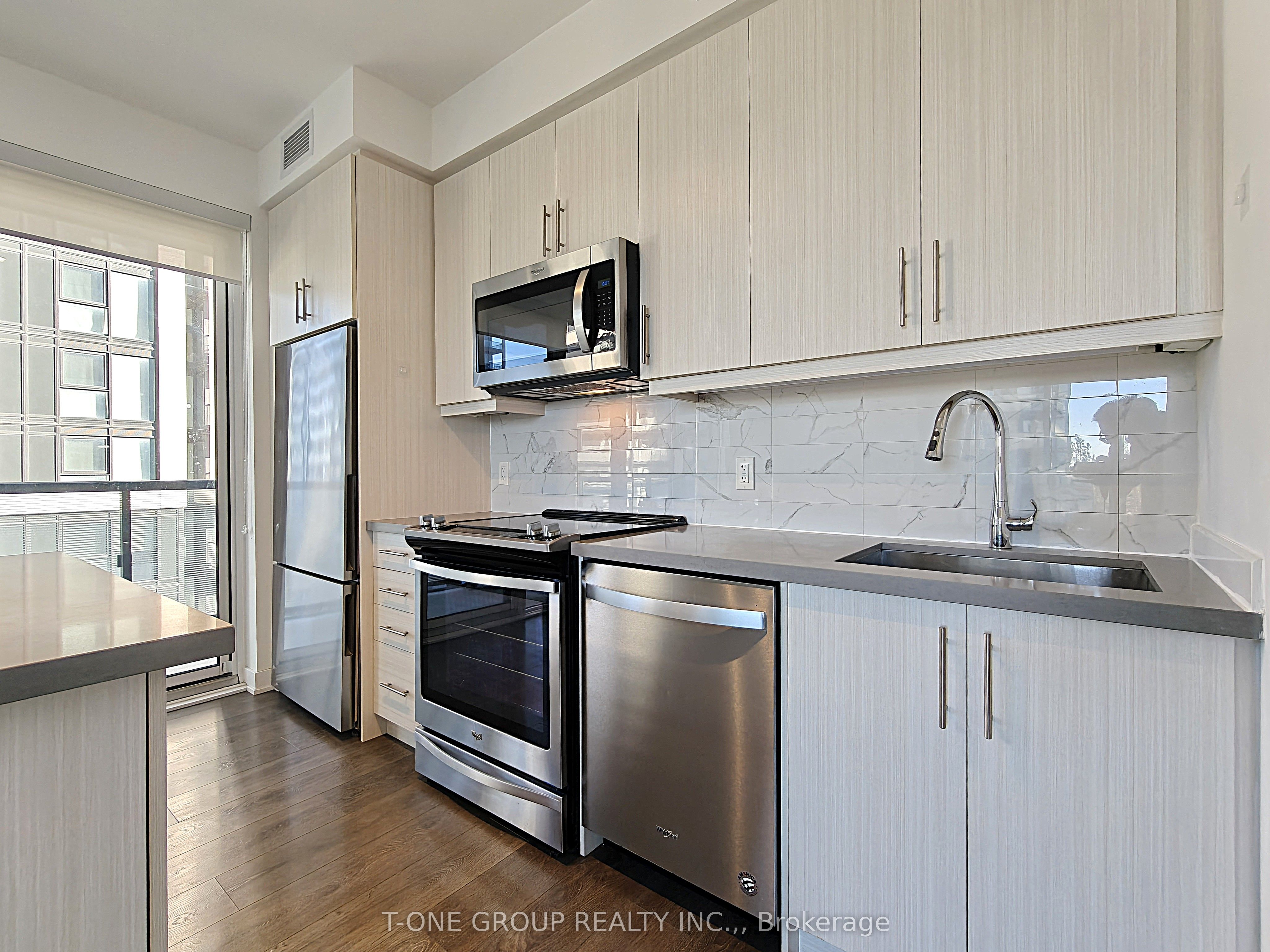 85 Oneida Crescent 514