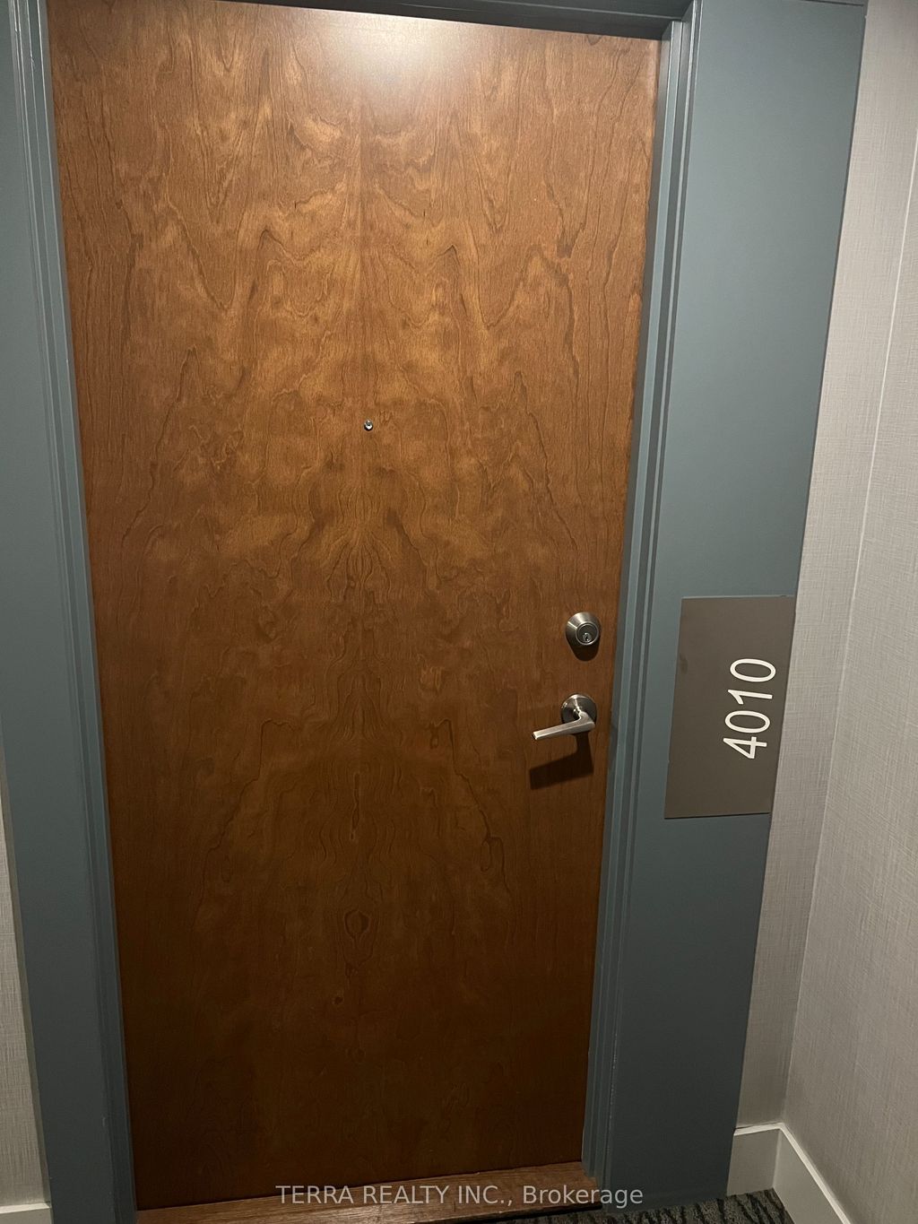 Photo of 2212 Lakeshore Boulevard W #4010, Toronto, ON M8V 3X9 (MLS # W12664524)