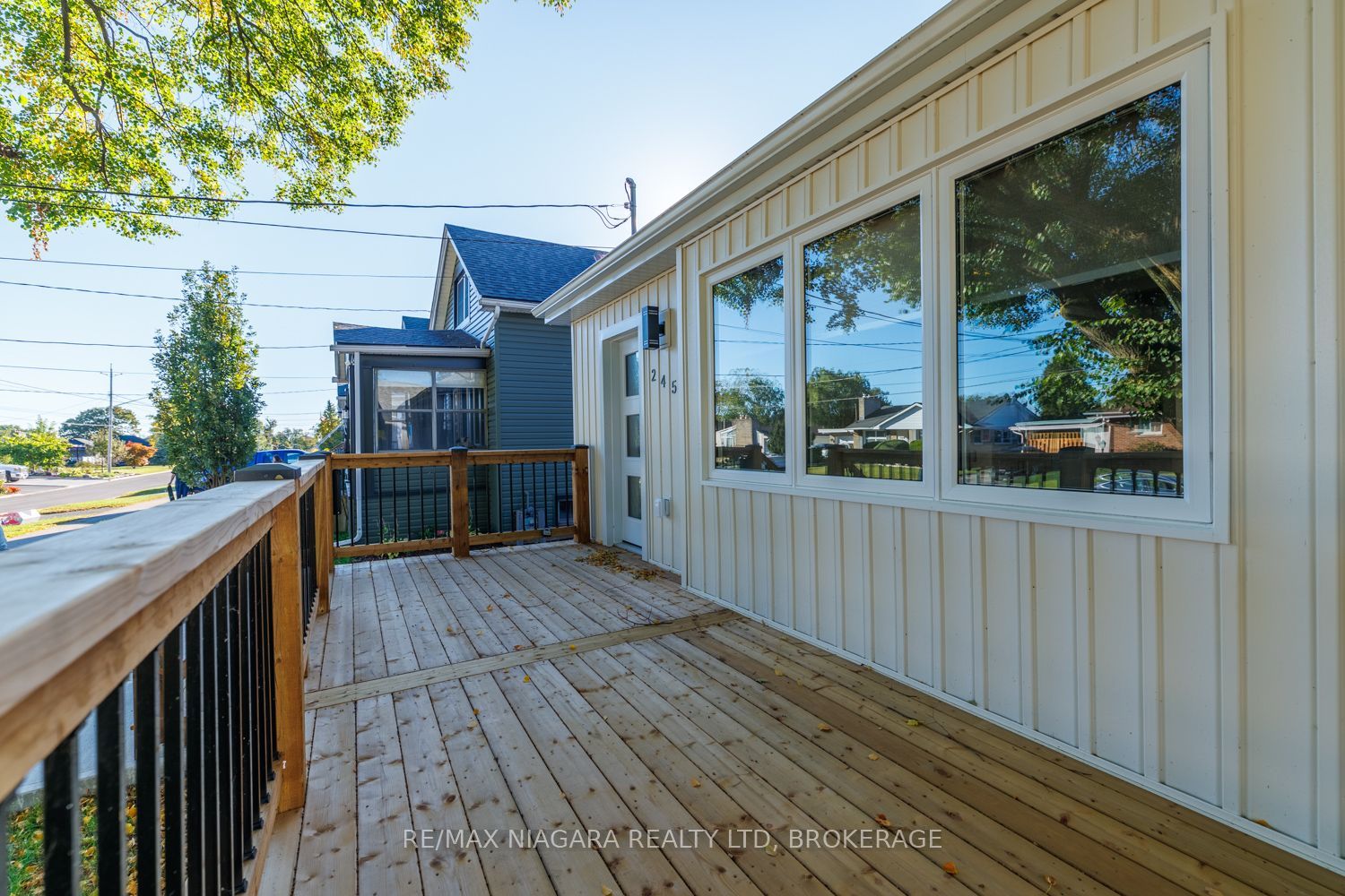 245 Bowen Road