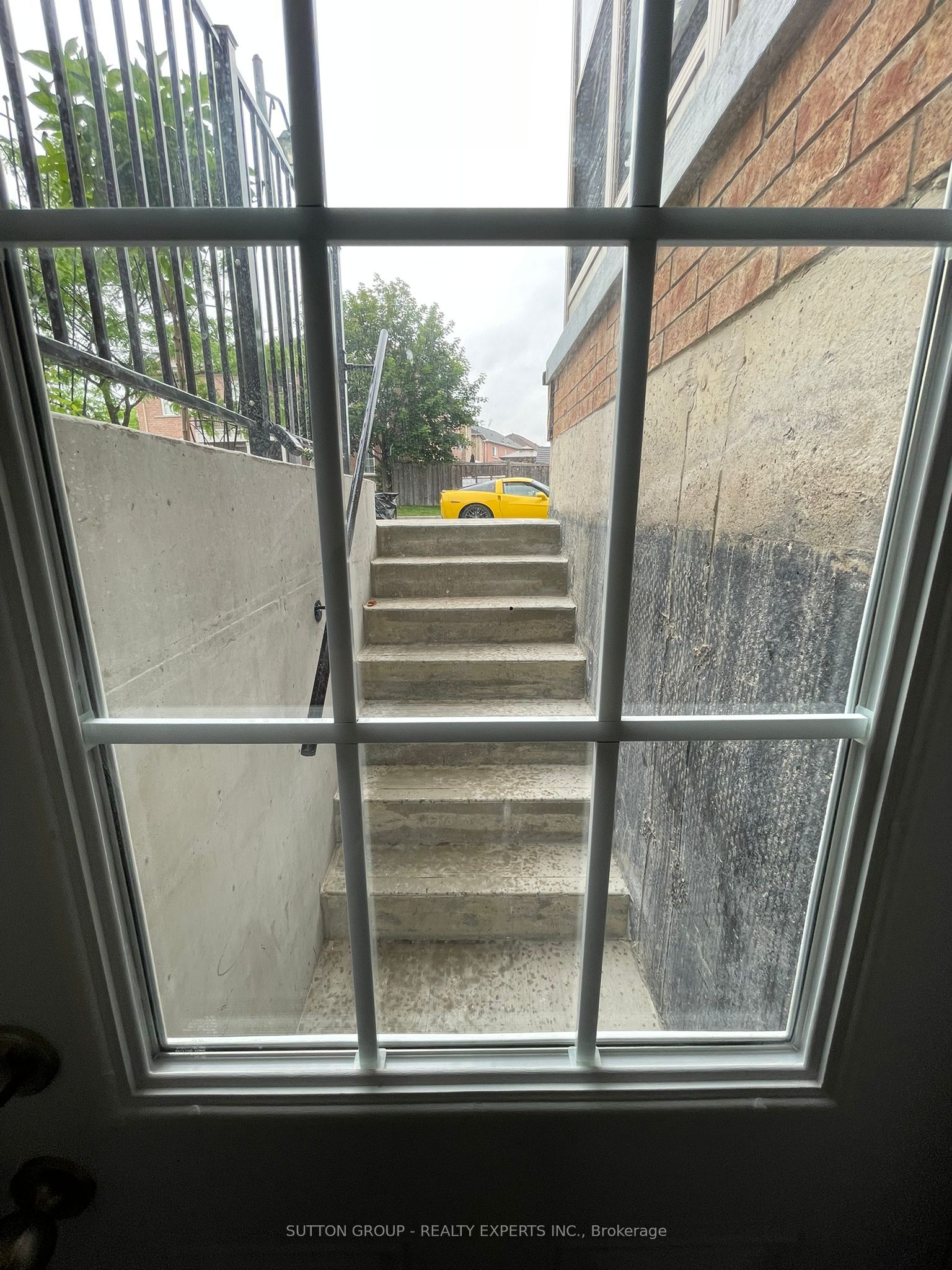 1006 Cumming Boulevard