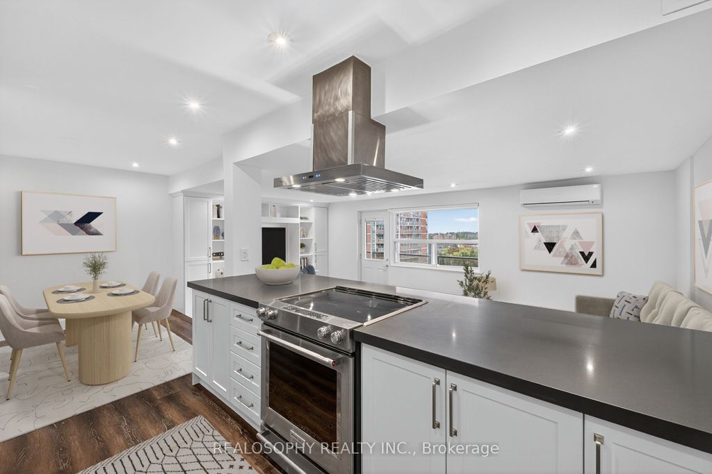 Photo of 15 Elizabeth Street N #905, Mississauga, ON L5G 2Z3 (MLS # W12745706)