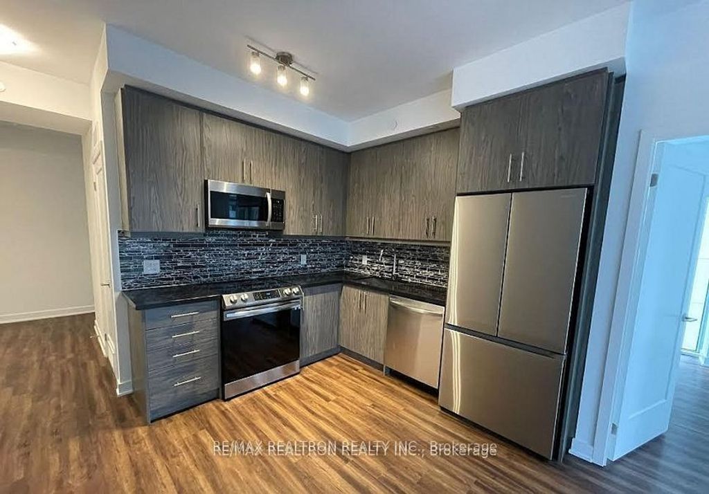 Photo of 95 Oneida Crescent #804, Richmond Hill, ON L4B 0H5 (MLS # N12693574)