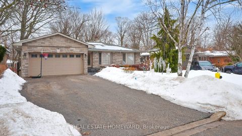 34 Delair Crescent Markham ON L3T 2M4