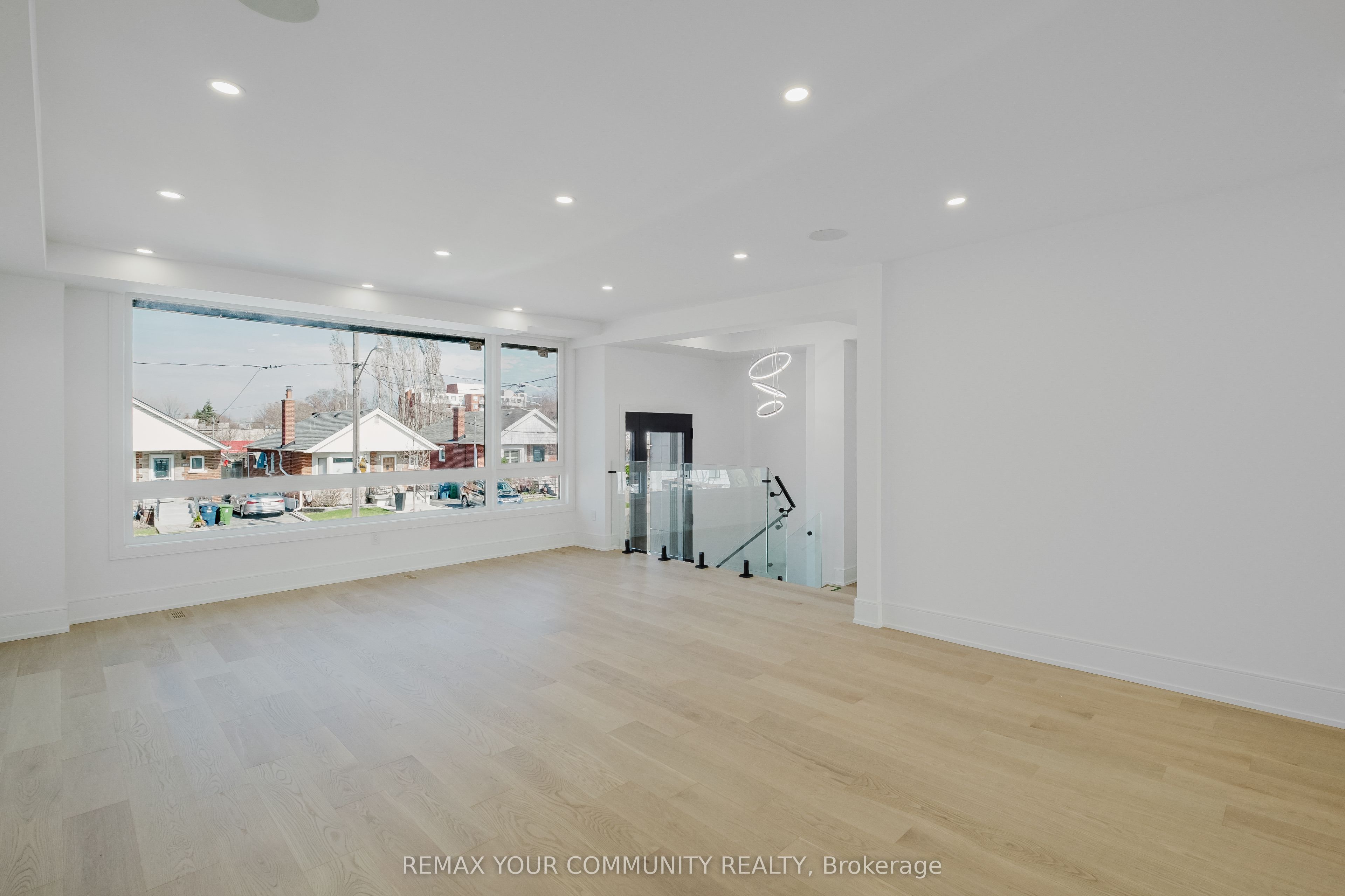 360 Woodmount Avenue