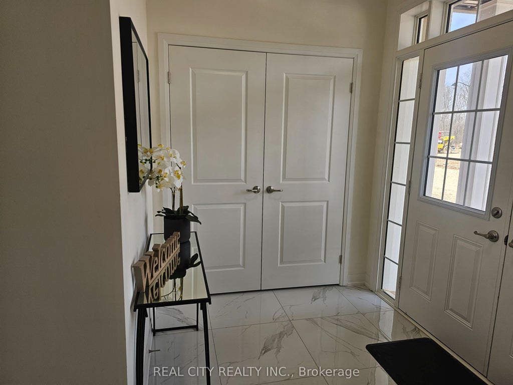 Photo of 6 Sherrill Avenue, Brantford, ON N3V 0C3 (MLS # X13530618)