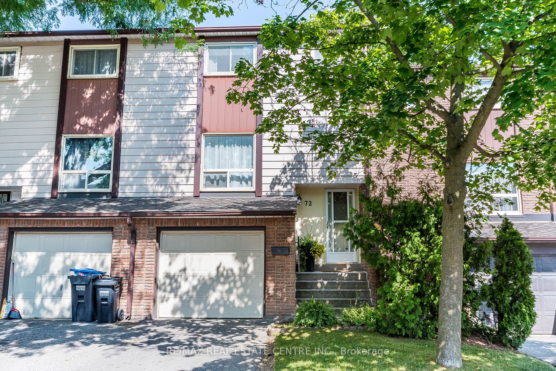 1221 Dundix Road