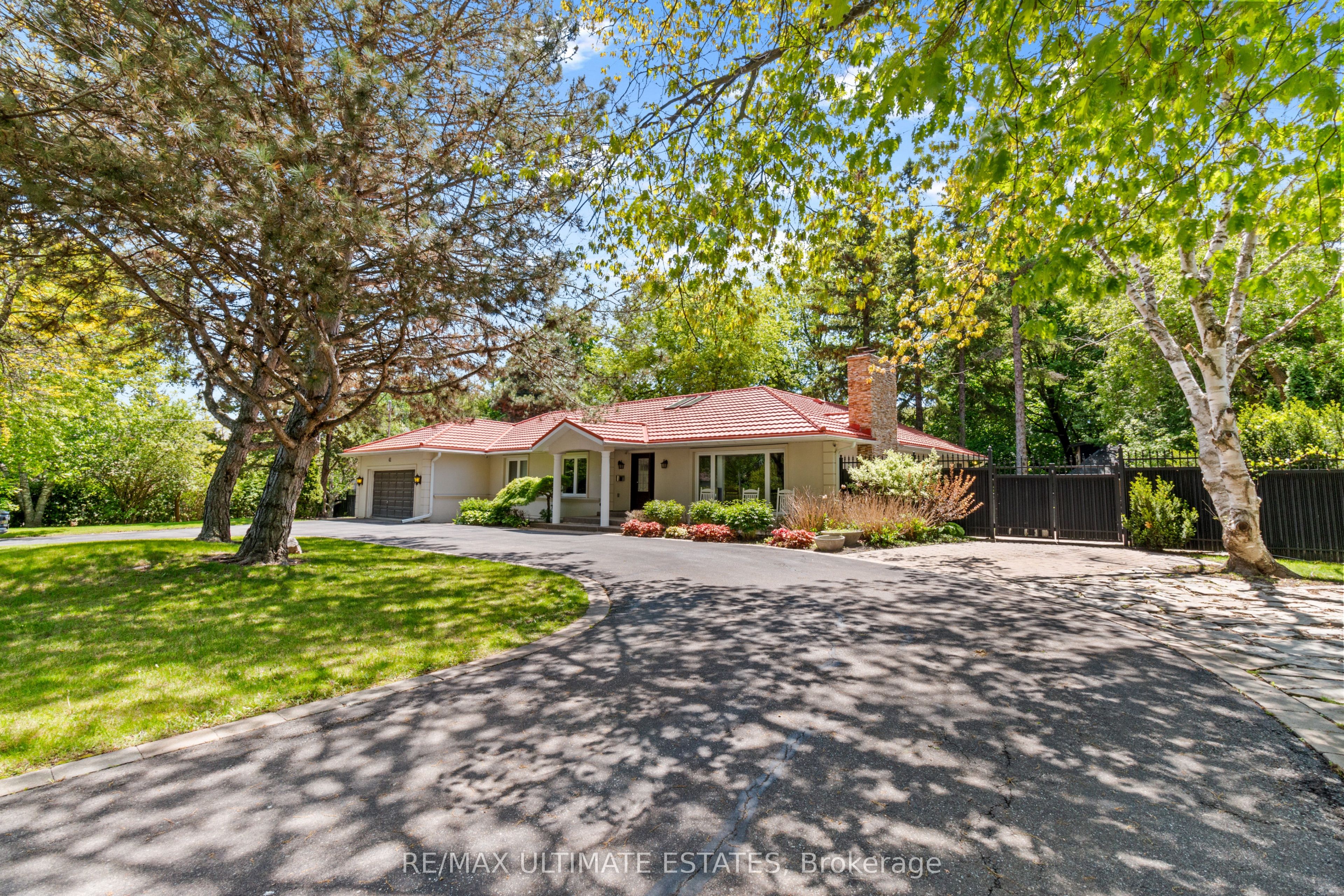 41 Thornridge Drive