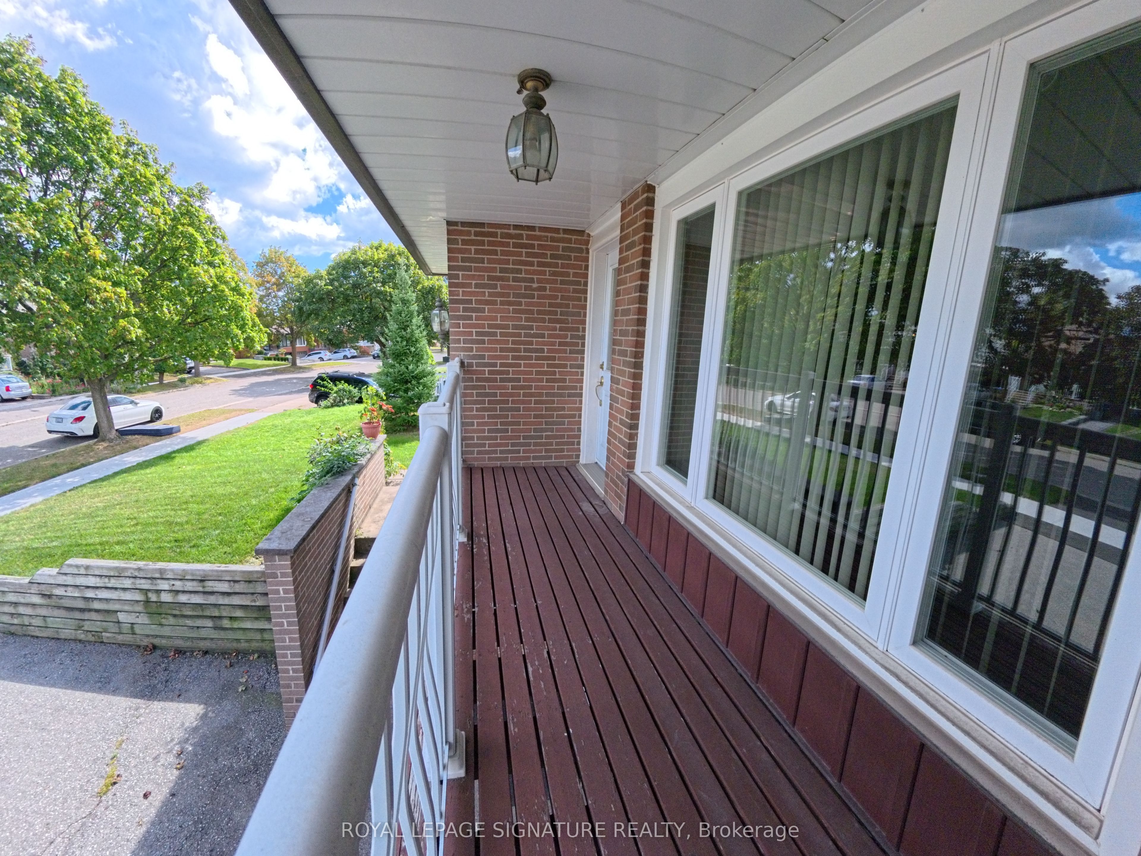 3612 Birchmeadow Crescent