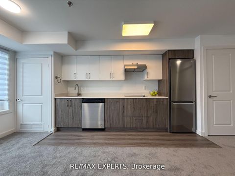 45 Connaught Avenue 104 Toronto ON M4L 2V8