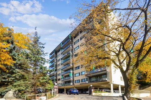 120 Rosedale Valley Road 512 Toronto ON M4W 1P8