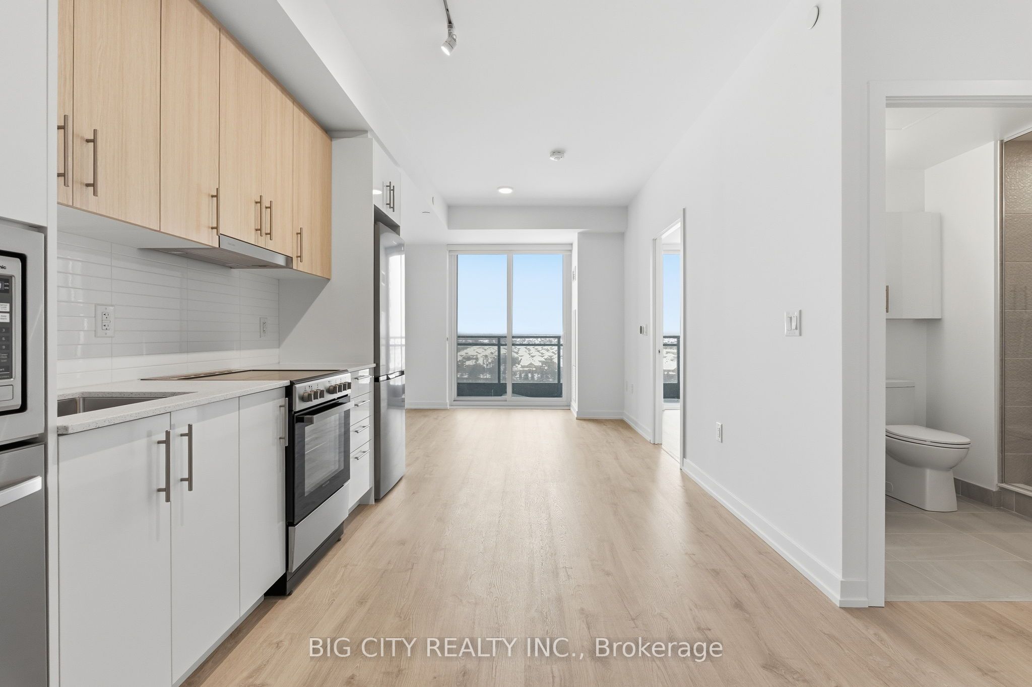 9763 Markham Road 1112