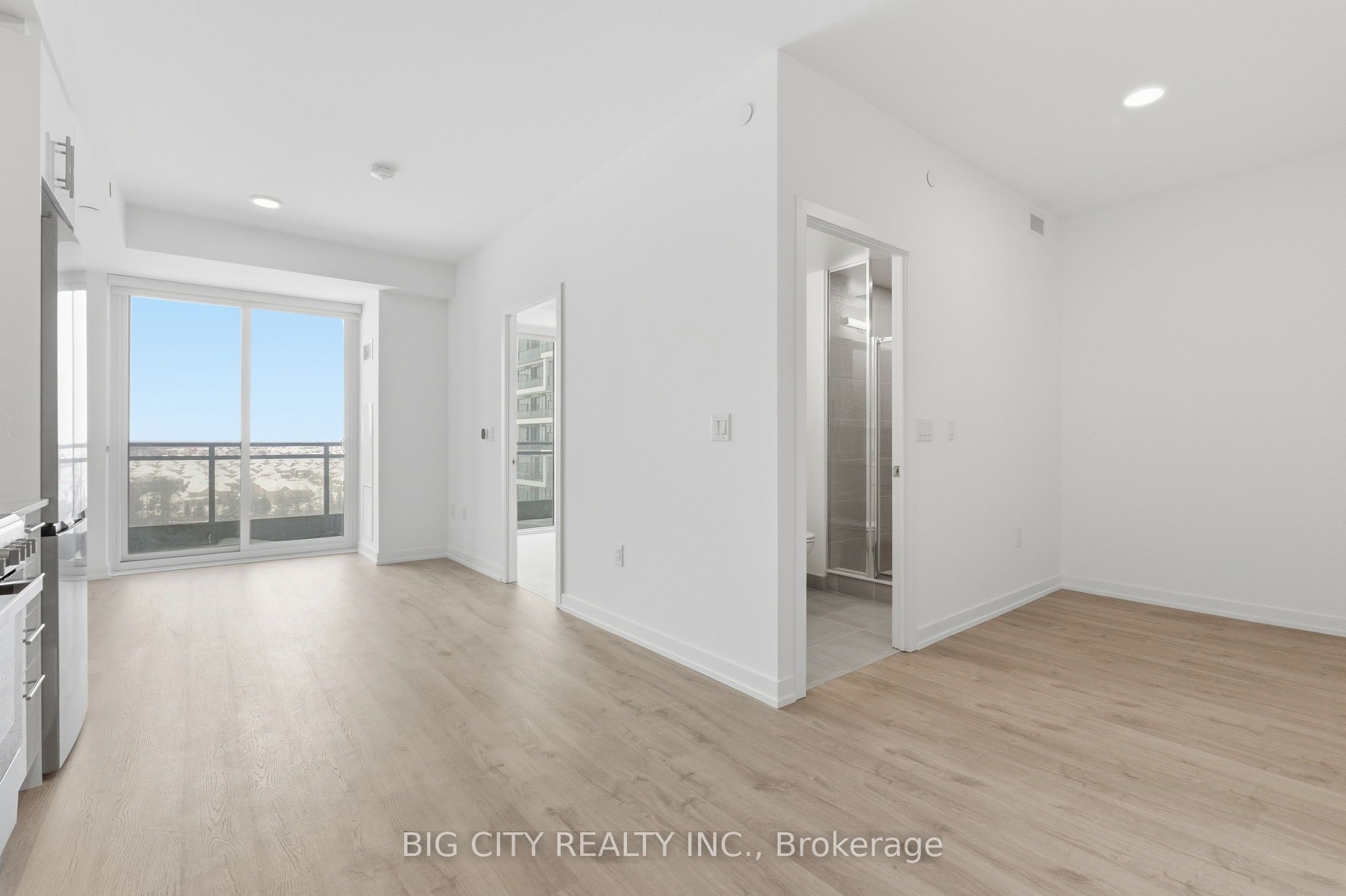 9763 Markham Road 1112