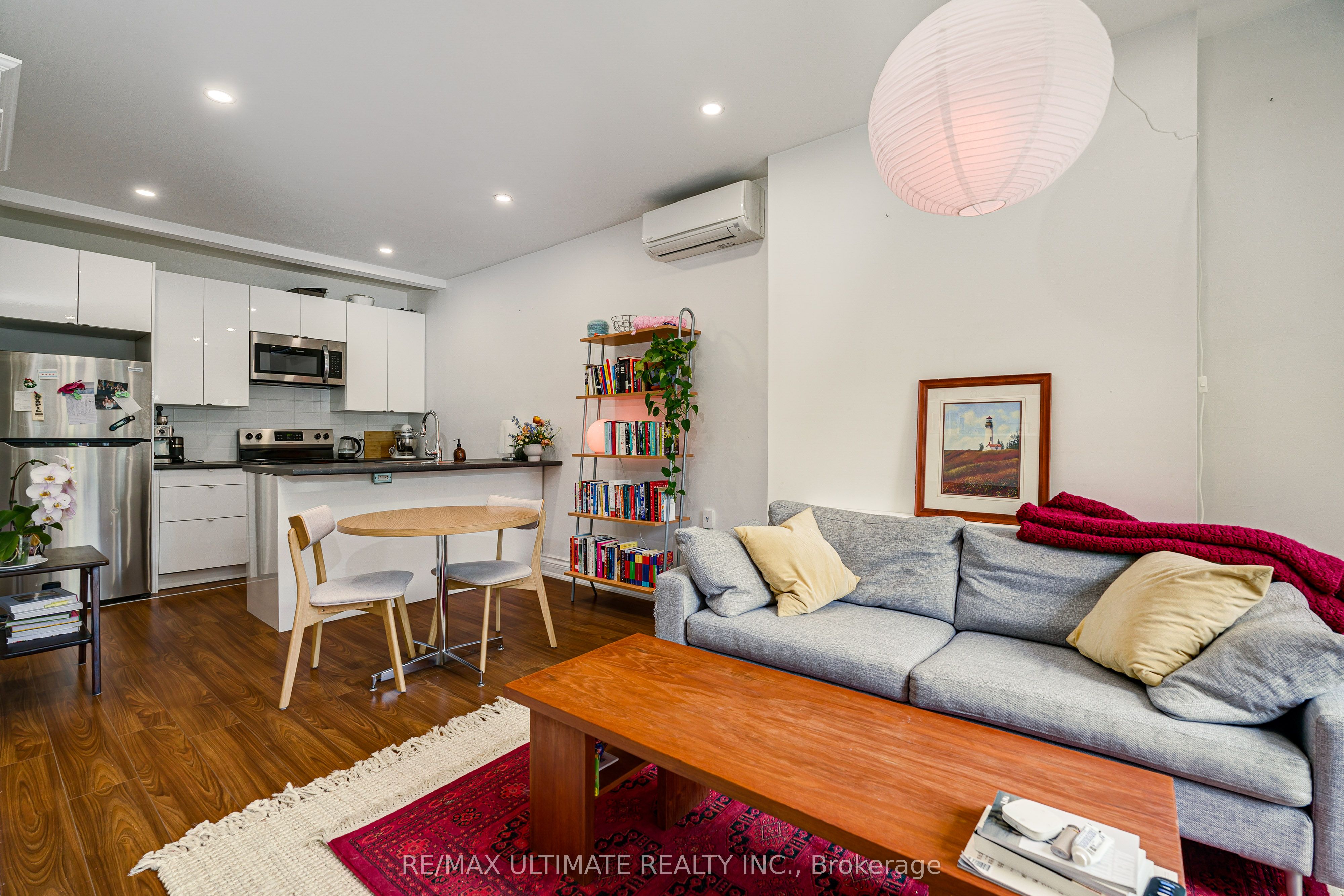 56 WRIGHT Avenue