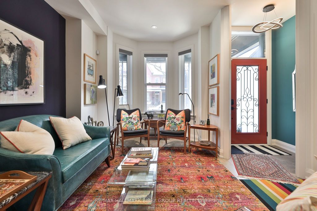 Photo of 258 Palmerston Avenue, Toronto, ON M6J 2J4 (MLS # C13085950)