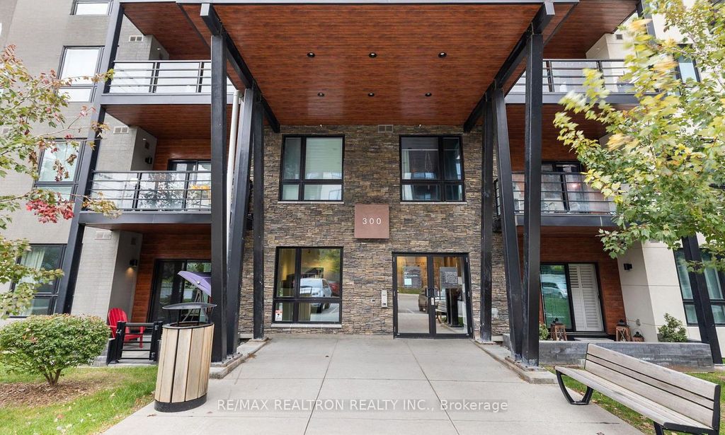 Photo of 300 Essa Road #3, Barrie, ON L4N 9Y4 (MLS # S12645104)