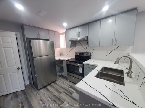 44 Wildberry Crescent BSMT Brampton ON L6R 1K1