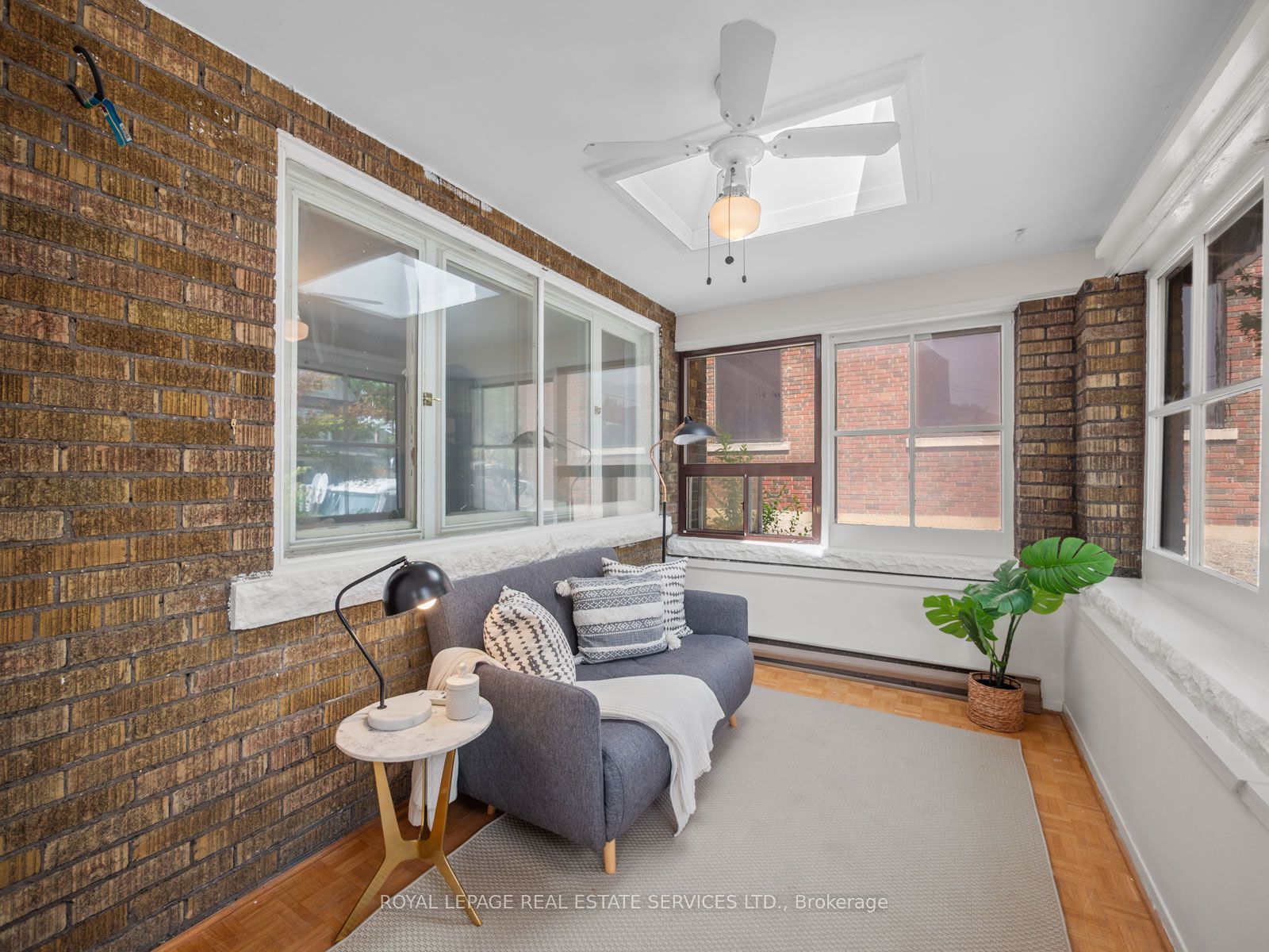 554 Runnymede Road