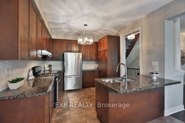 2209 Blackbird Court
