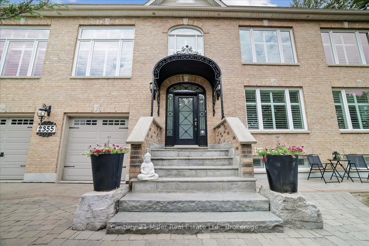 2355 Old Carriage Road