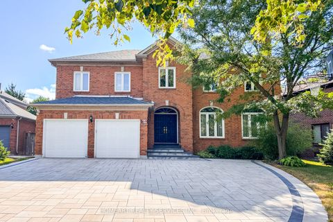 69 Ava Crescent Richmond Hill ON L4B 2X5