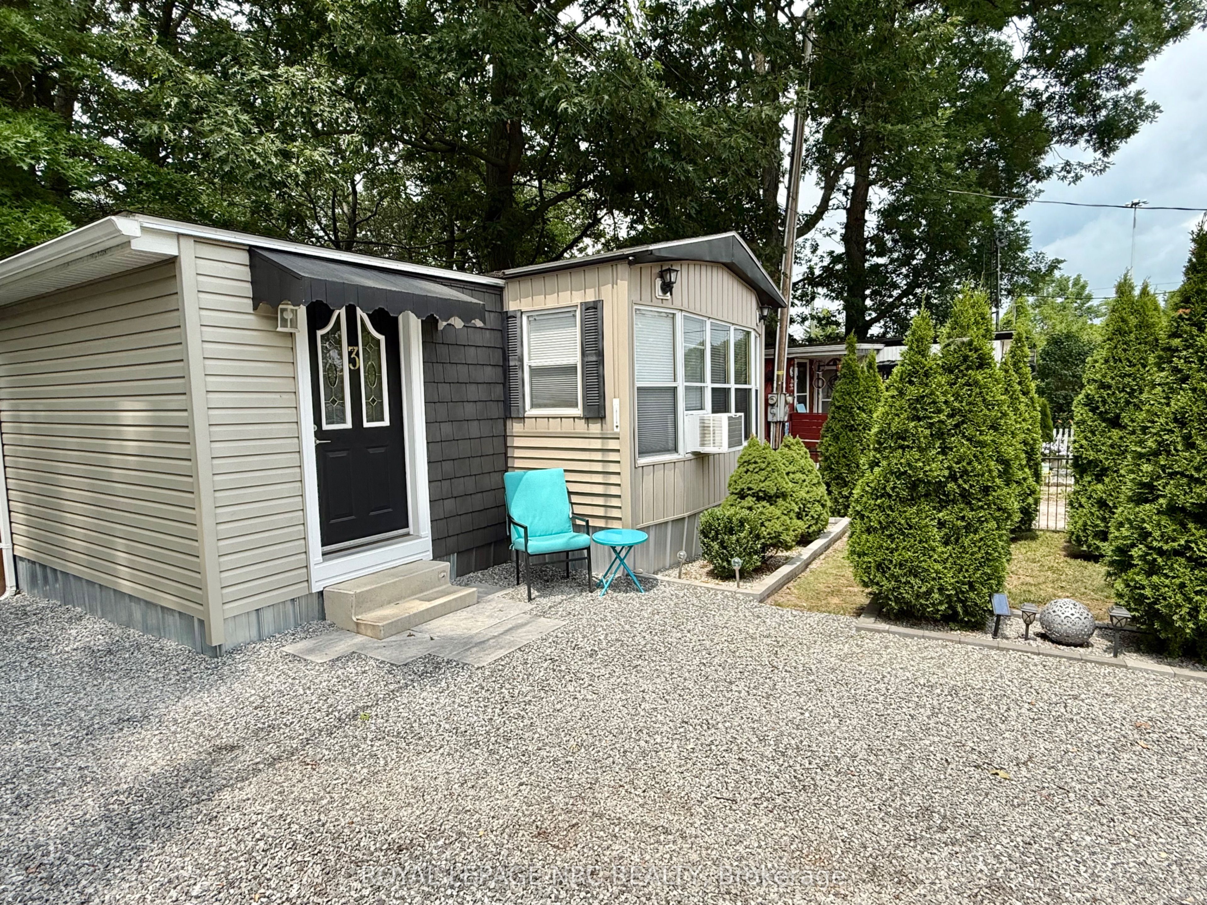 2600 Montrose Road 3