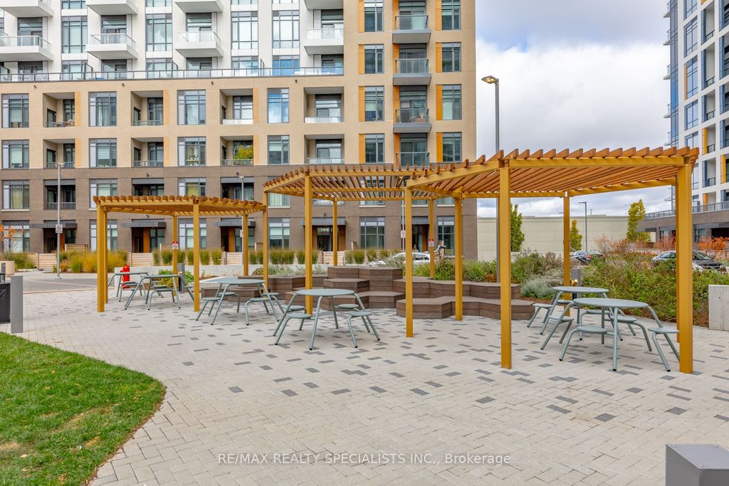 Photo of 8 Beverley Glen Boulevard #C202, Vaughan, ON L4J 0L5 (MLS # N12587826)