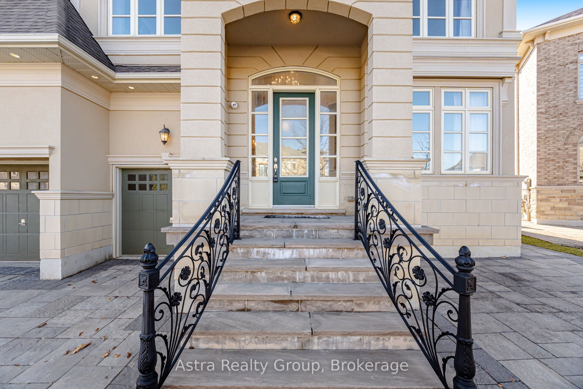 75 Virtue Crescent