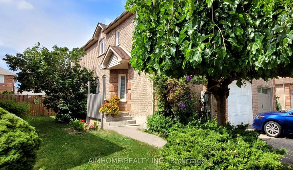Photo of 42 Piane Avenue, Brampton, ON L6Y 4X9 (MLS # W13033458)