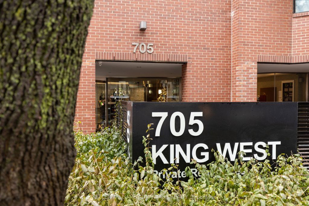 Photo of 705 King Street W #1707, Toronto, ON M5V 2W8 (MLS # C12803130)