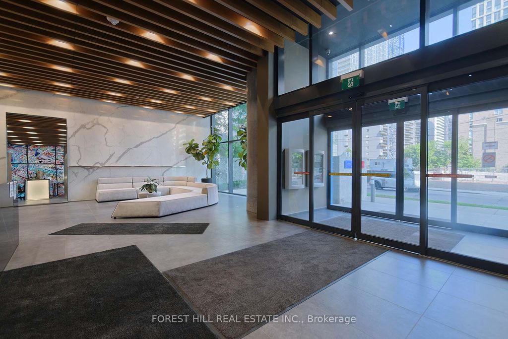 Photo of 161 Roehampton Avenue #711, Toronto, ON M4P 1P9 (MLS # C12377912)