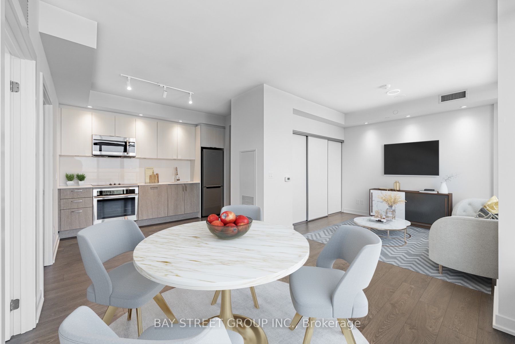 1928 Lake Shore Boulevard W 3602