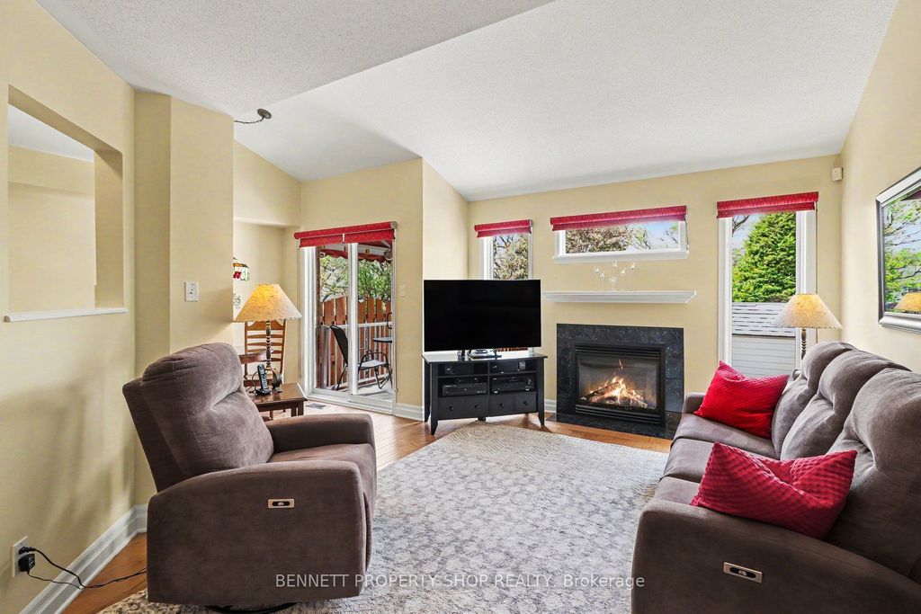Photo of 909 Goose River Avenue, Blossom Park - Airport and Area, ON K1V 1T6 (MLS # X13211464)
