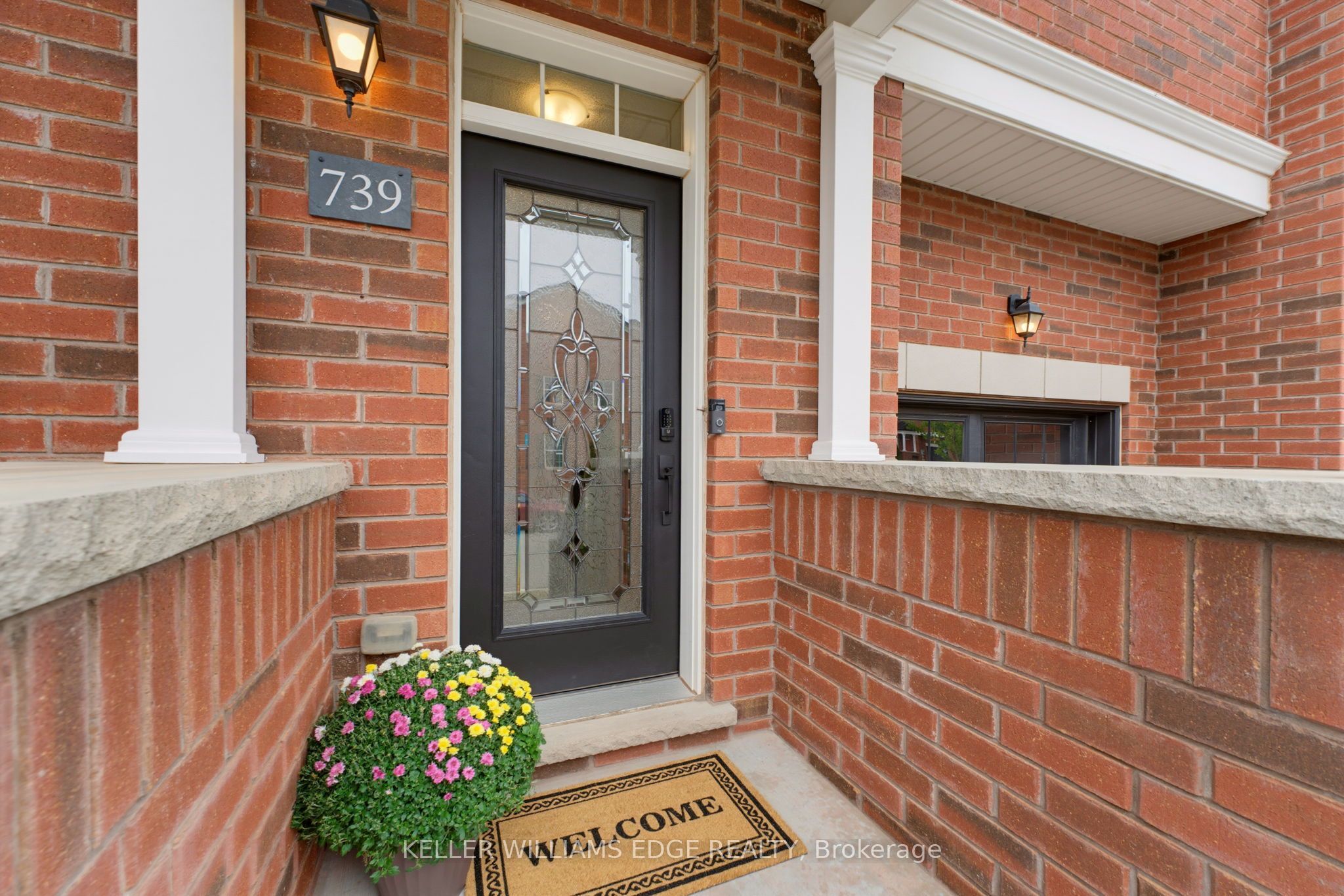 739 Banks Crescent