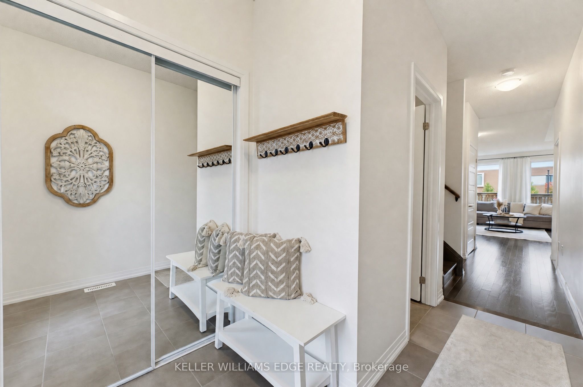 739 Banks Crescent